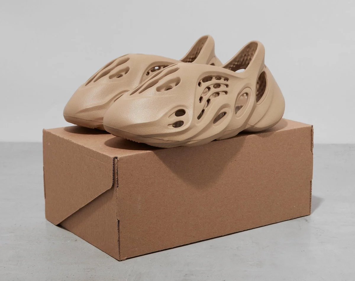 Adidas Yeezy Foam Runner RNNR "Mist" - Image 4