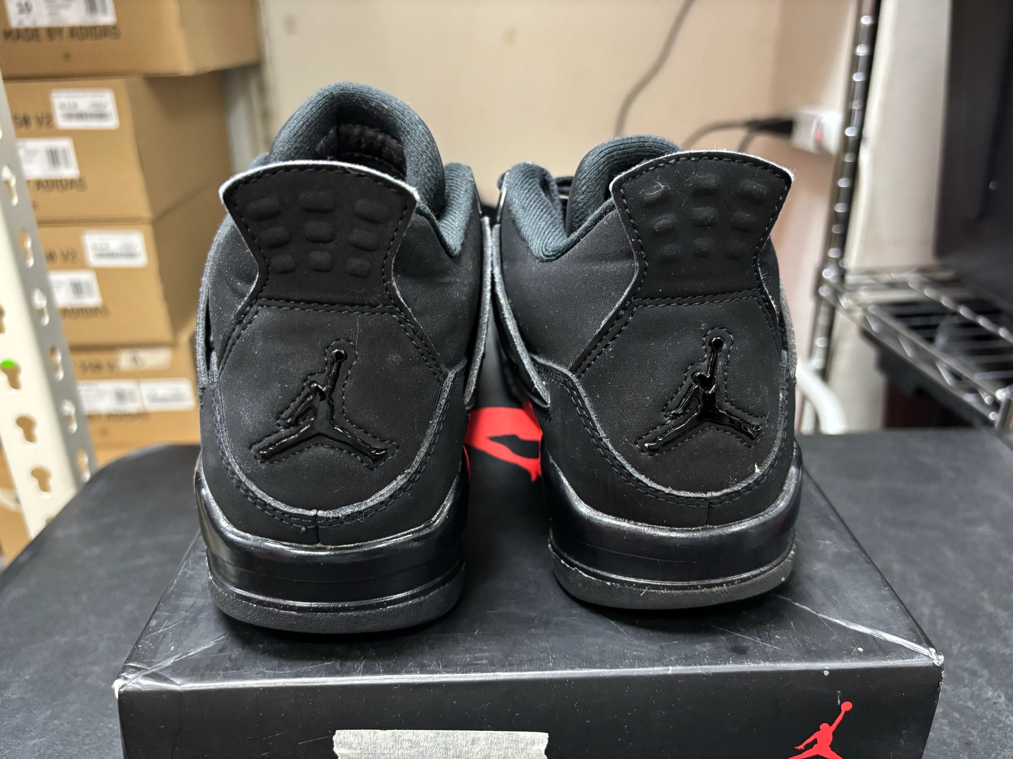PRE OWNED Air Jordan 4 Retro "Black Cat" (2020)(GS) - Image 4