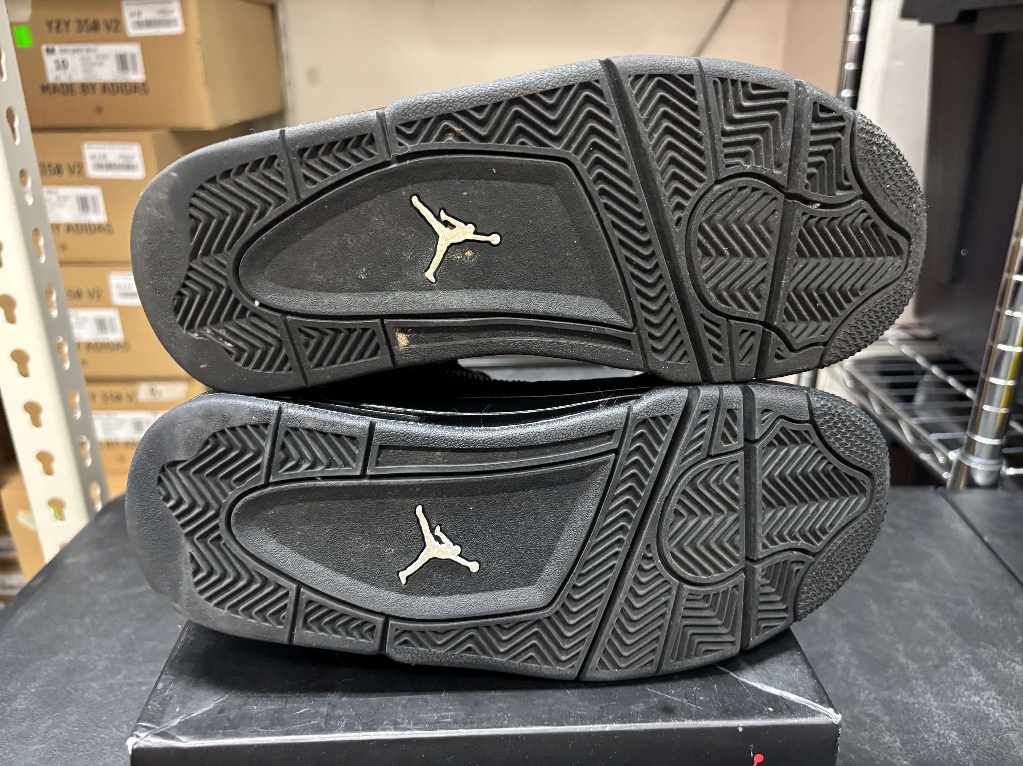 PRE OWNED Air Jordan 4 Retro "Black Cat" (2020)(GS) - Image 5