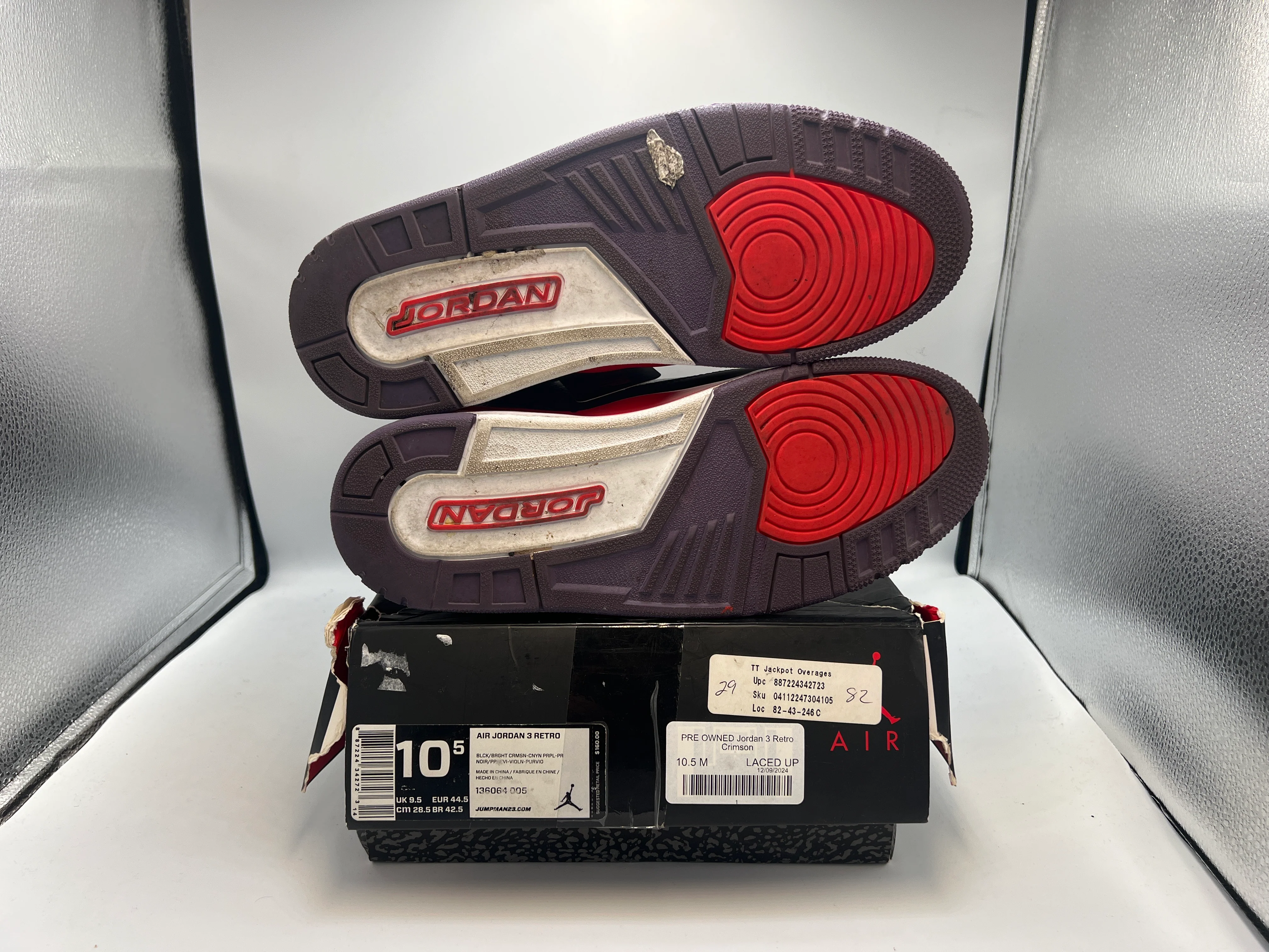 PRE OWNED Jordan 3 Retro Crimson - Image 5