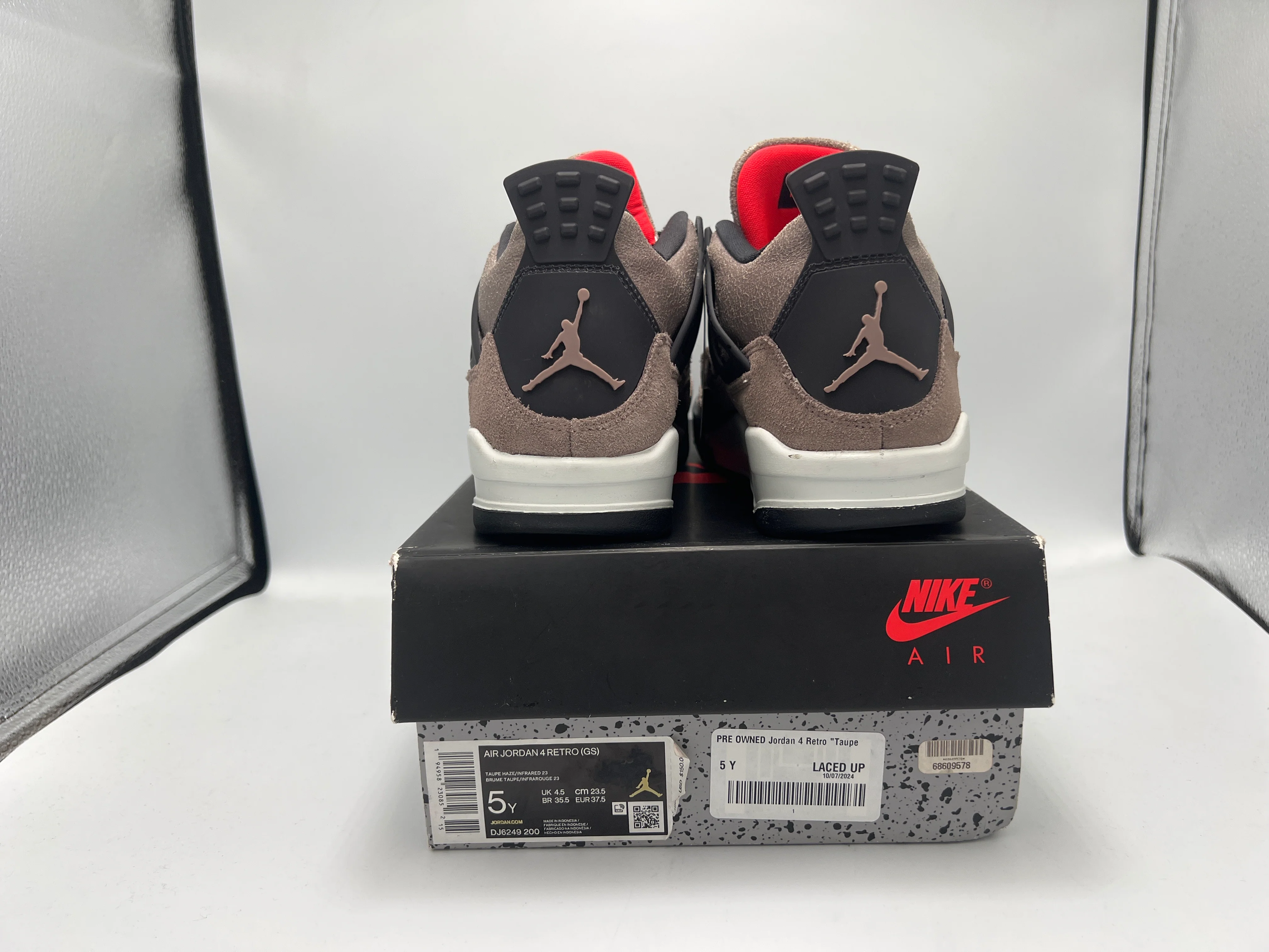 PRE OWNED Jordan 4 Retro "Taupe Haze" (GS) - Image 4